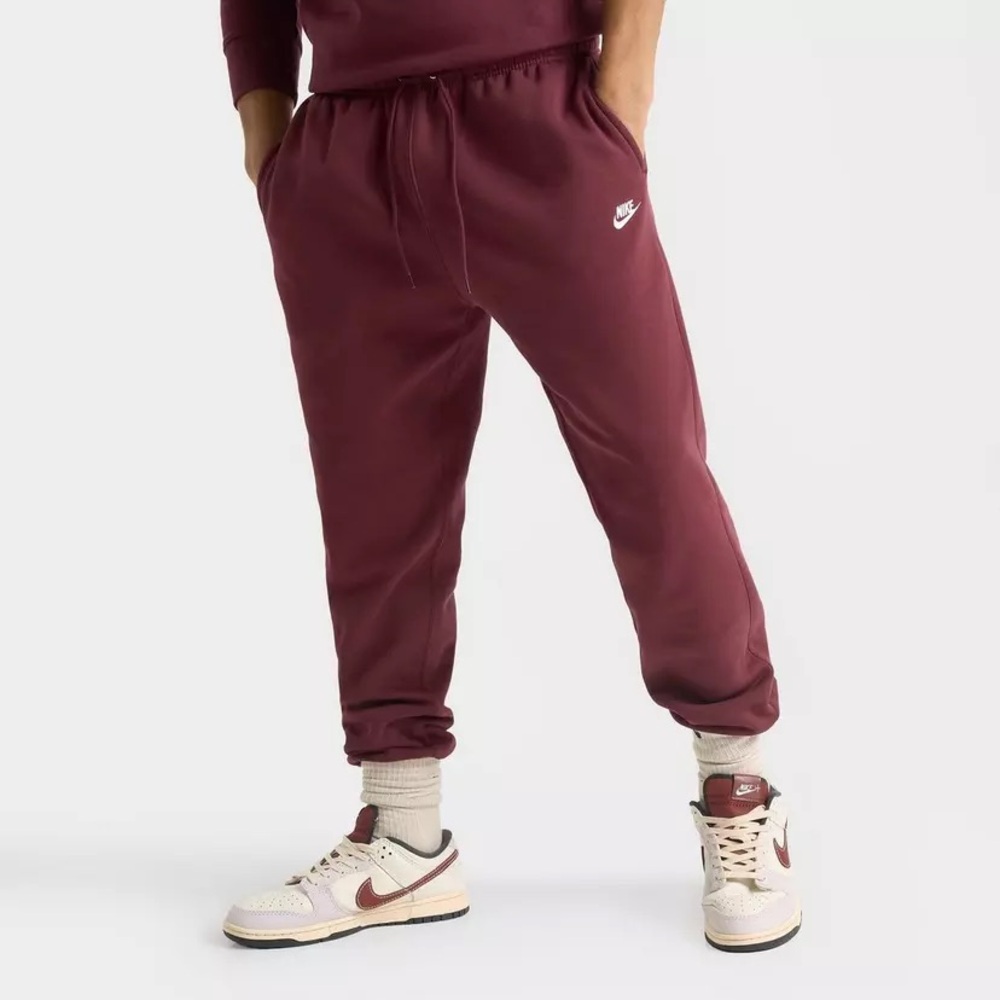 Nike Men's Club Fleece Joggers (Medium)